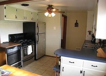 6-1-kitchenbefore