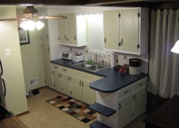 6-2-kitchenbefore2